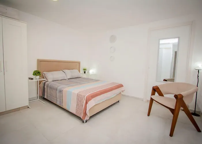 Butik Hostel Tlv