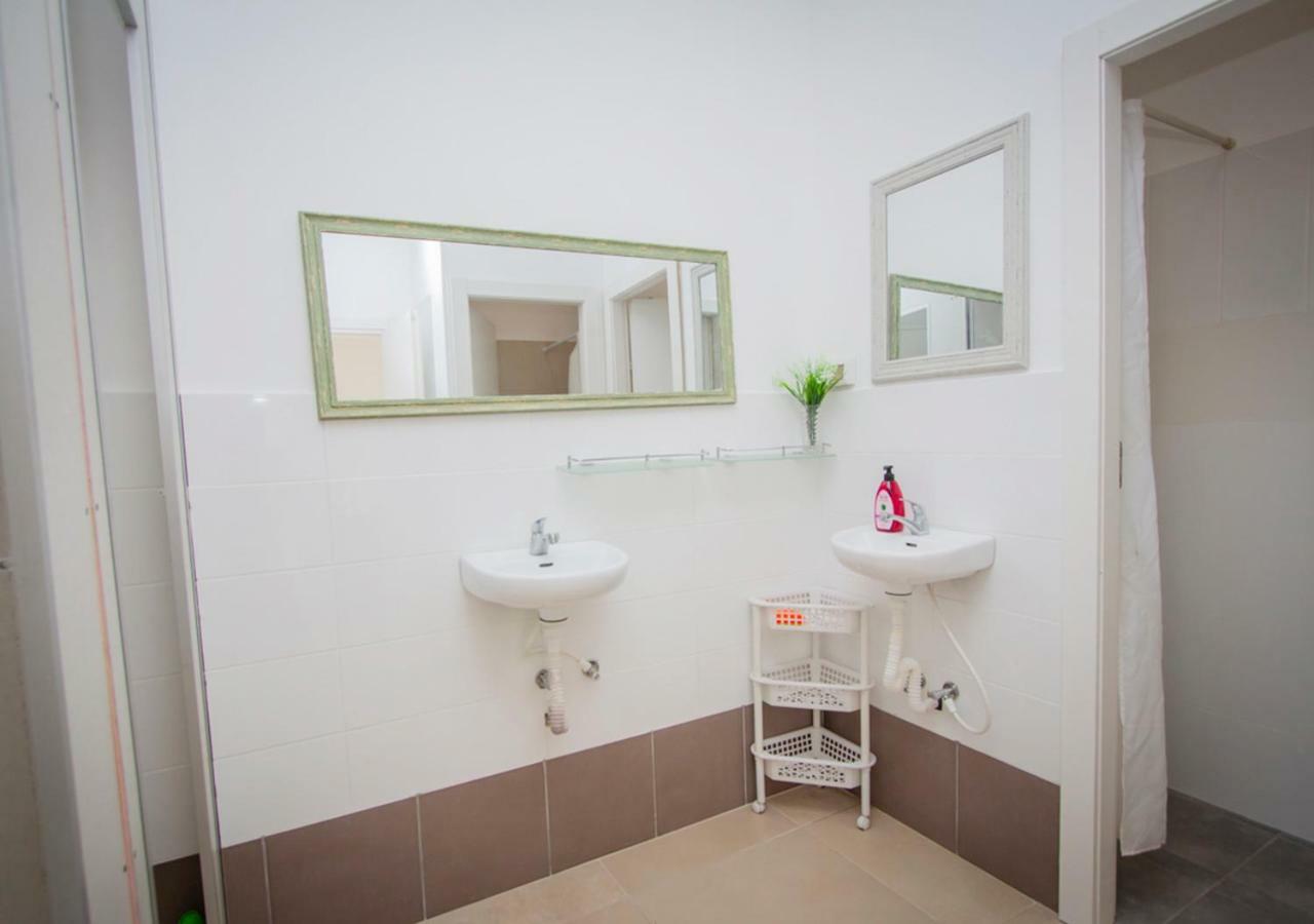 Butik Tlv Hostel Tel Aviv